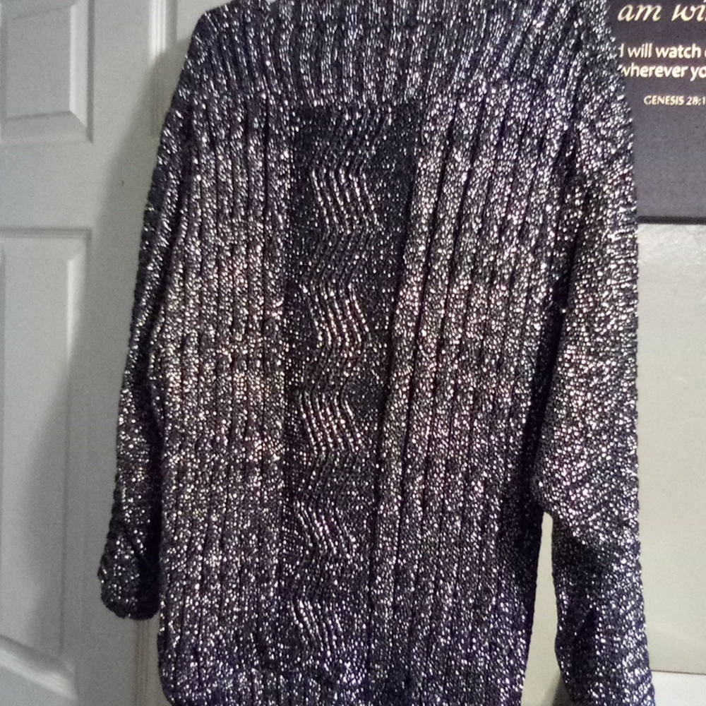 Sweater - Picture 2 of 3